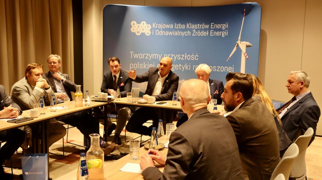 „Dzień OZE”, czyli nowa inicjatywa Krajowej Izby Klastrów Energii
